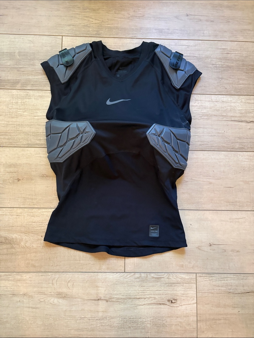 Nike Pro Hyperstrong Football pad size Medium- never used